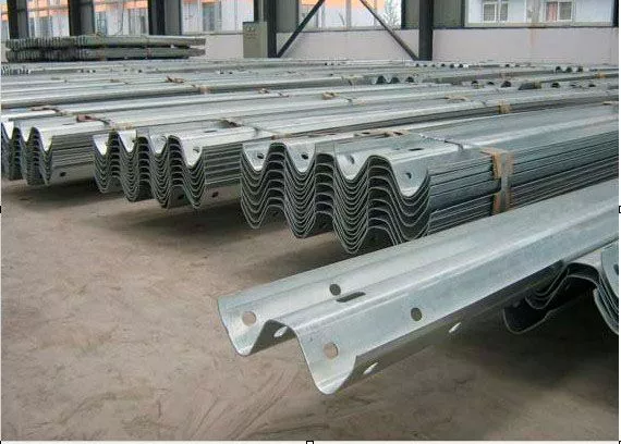 Металлическое барьерное ограждение в г. Североуральск.